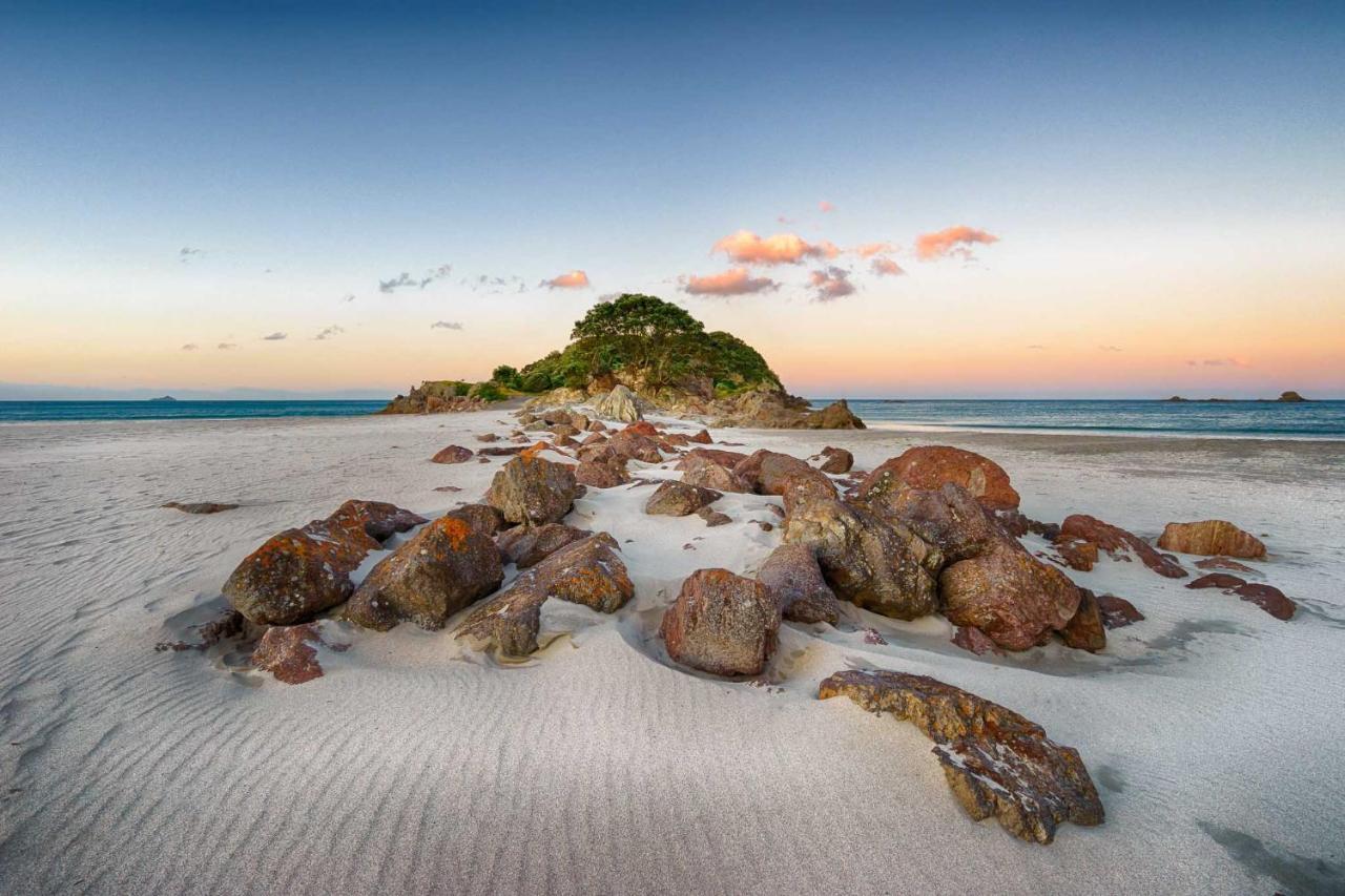 Private Papamoa Beach Paradise Экстерьер фото