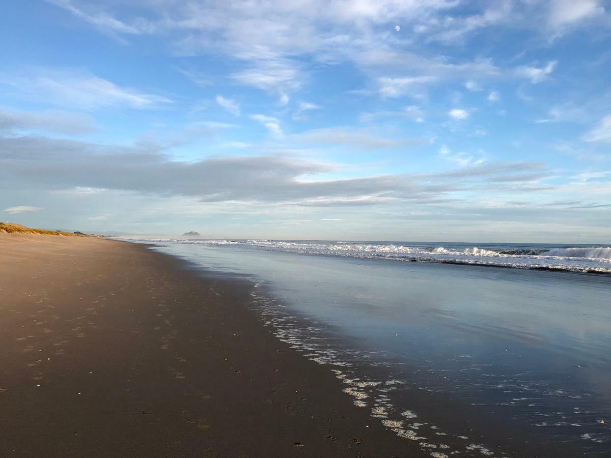 Private Papamoa Beach Paradise Экстерьер фото
