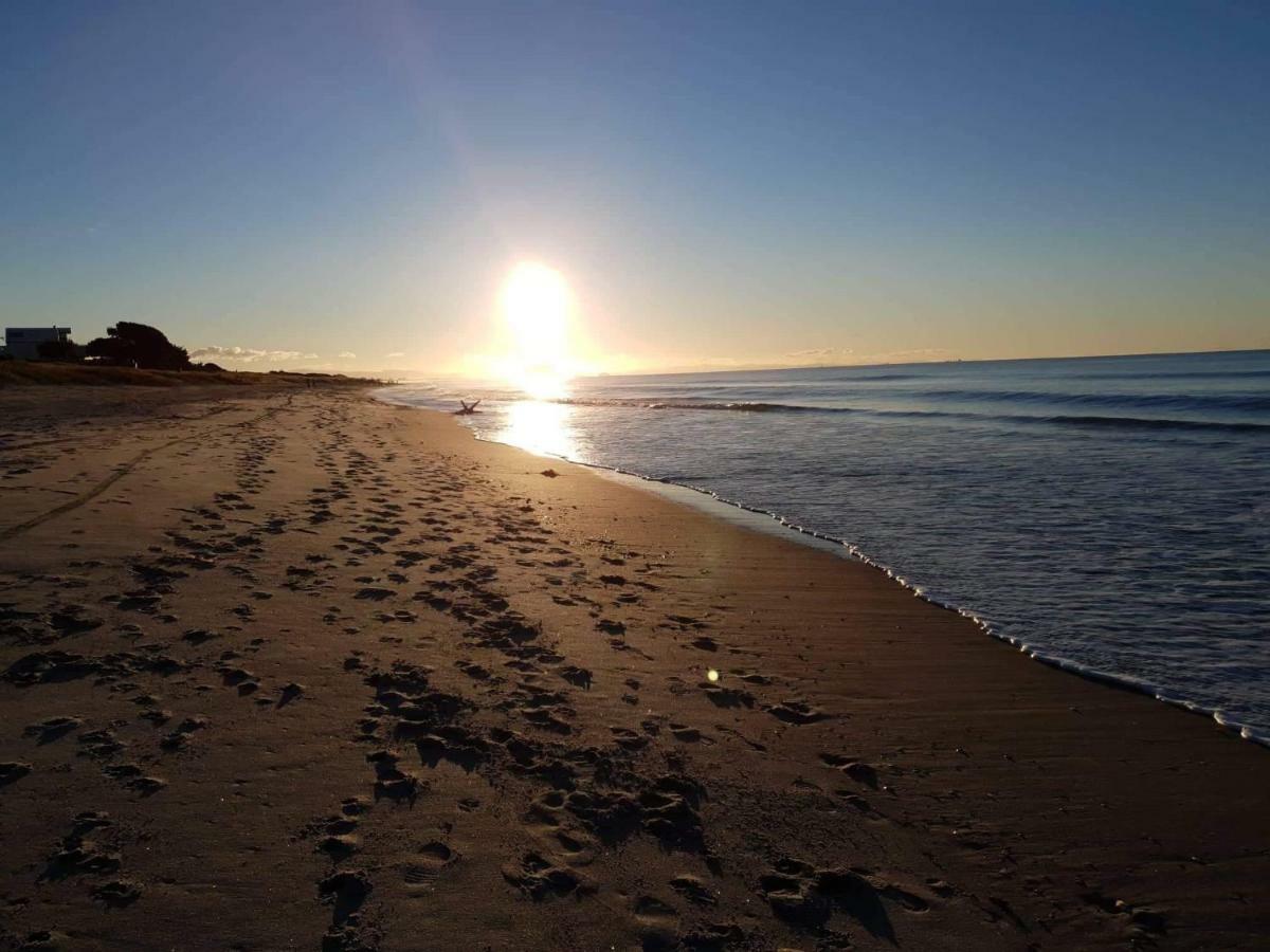 Private Papamoa Beach Paradise Экстерьер фото